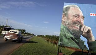 Fidel Castro s pismom Maradoni utišal govorice o svoji smrti (video)
