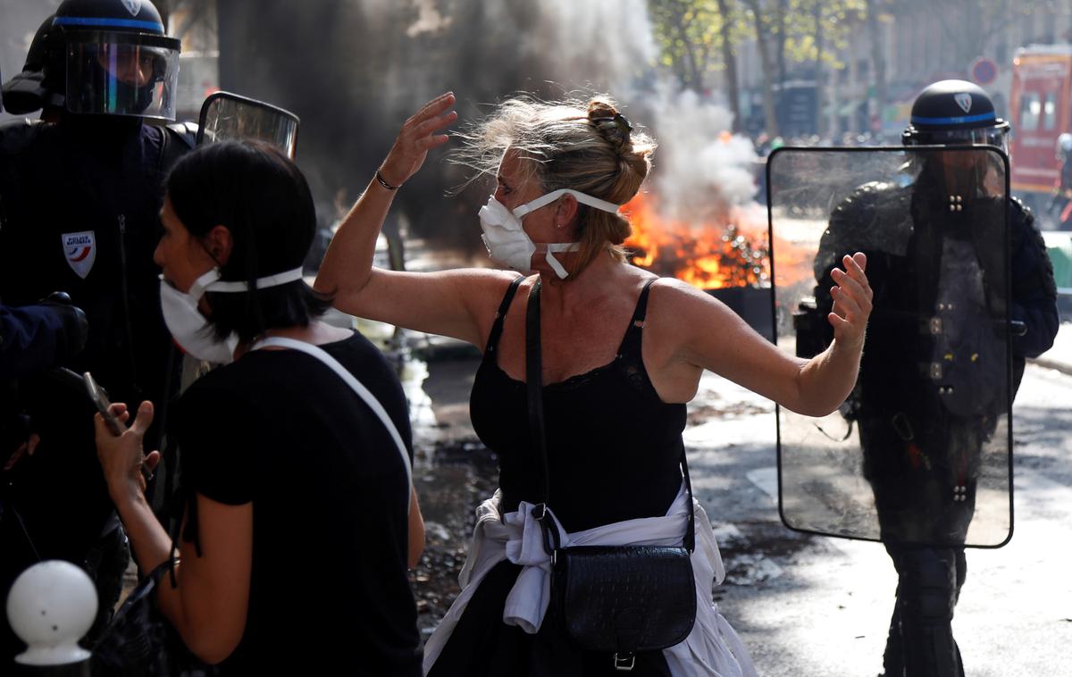 Protestniki v Parizu | Foto Reuters