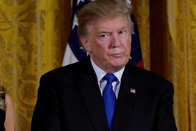 Trump Kitajski zagrozil z novimi carinami