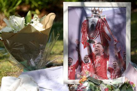 Liverpool bo v spomin na Joto postavil spominska obeležja