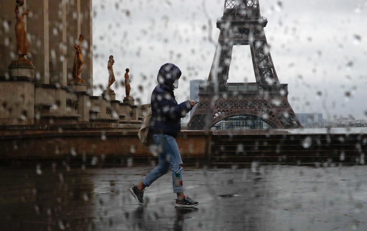 Francija, zaščitna maska | Foto Reuters