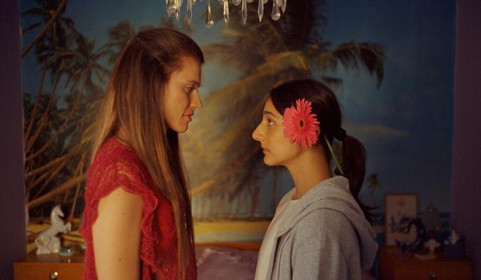 Prva transspolna oseba v glavni vlogi slovenskega filma