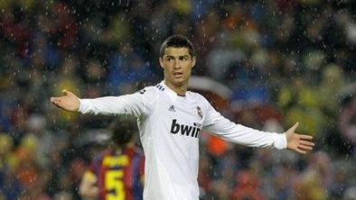 Kakšna je razlika med Ronaldom in Messijem?