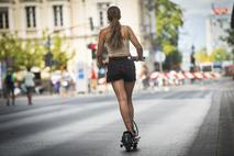Električni skiro