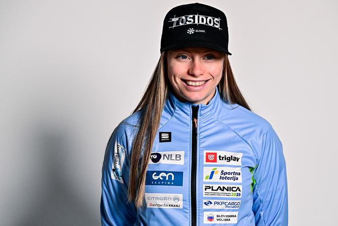 Tudi na drugi tekmi na razdalji do točk le Anja Mandeljc