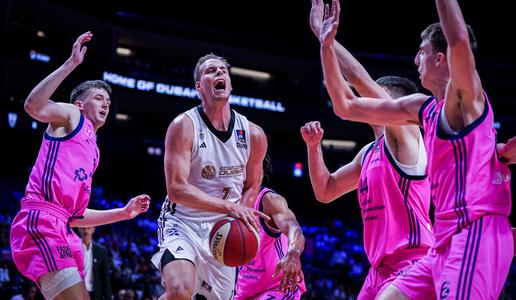 Klemen Pepelič podaljšal pogodbo z Dubajem