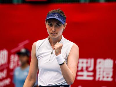 Španka Bucsa in Kanadčanka Mboko v finalu Hongkonga