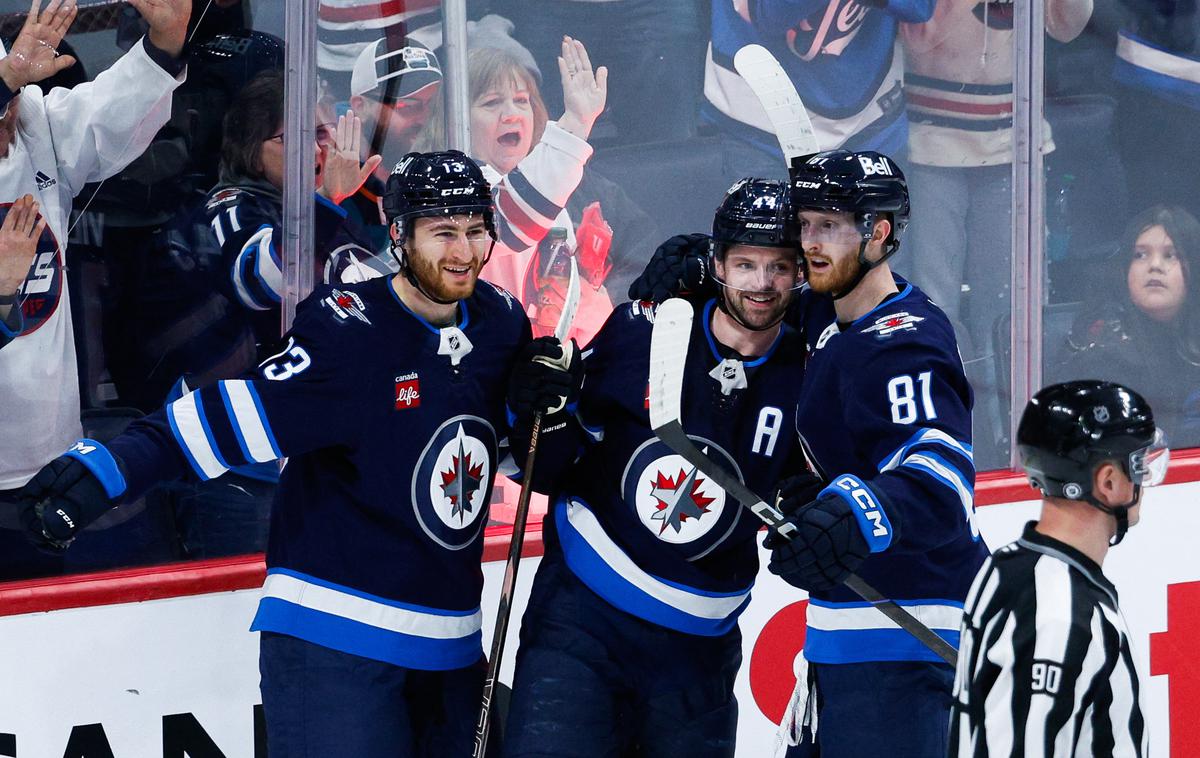 Winnipeg Jets | Winnipeg Jets bodo na delu pri New York Islanders. | Foto Reuters