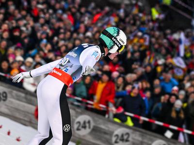 Domen Prevc še ni rekel zadnje v Oberstdorfu: Slovenci po novo kolajno