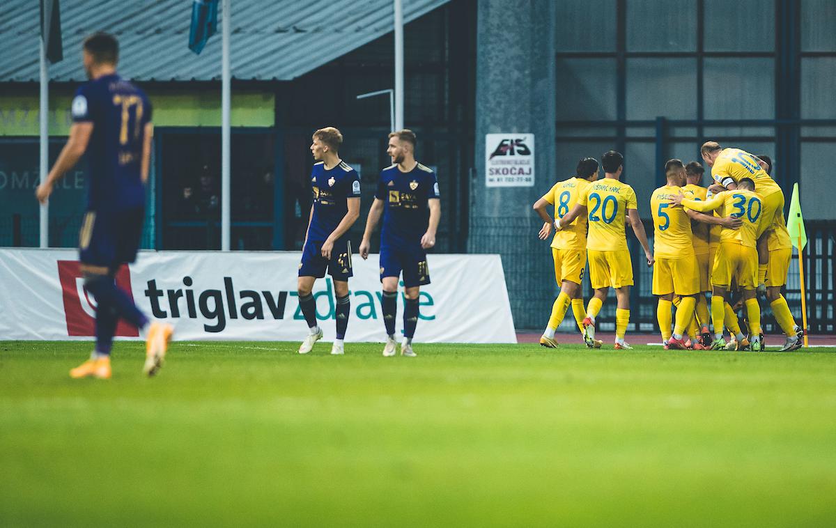 Domžale - Maribor, 1. SNL | Srečanje v Domžalah je postreglo z norim razpletom. | Foto Grega Valančič/Sportida