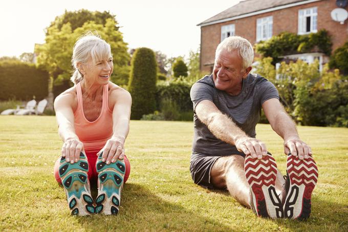 Po raziskavi sodeč morajo biti moški vsak dan več telesno aktivni kot ženske, če želijo dočakati 90 let ali več. | Foto: Getty Images
