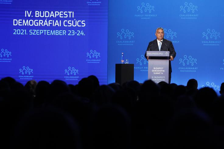 Madžarska dokazuje, da lahko vlada zagovarja krščanske vrednote v pravu in retoriki, medtem ko prebivalstvo ostaja večinoma neomajno v srcu in navadah, trdi Iben Thranholm. | Foto: Guliverimage