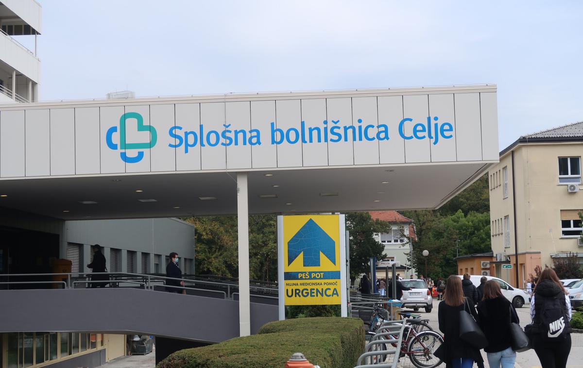 SB Celje | Po besedah direktorja celjske bolnišnice Dragana Kovačića bodo komplementarni z ljubljansko medicinsko fakulteto in bodo tako olajšali prihodnje povečanje števila vpisanih študentov, kar je edina trajna rešitev kadrovskih težav v Sloveniji. | Foto STA