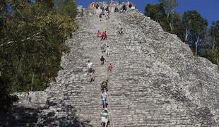 Za gradnjo ceste uničili 2.300 let staro piramido
