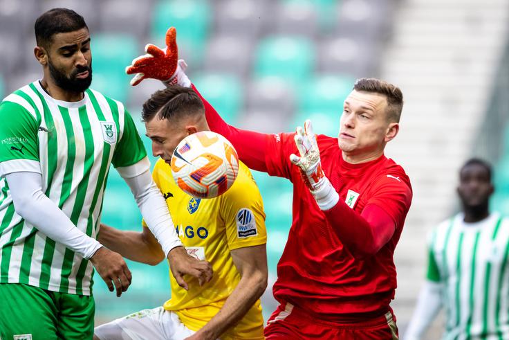 Vratar Olimpije Matevž Vidovšek je prejel šele drugi zadetek, odkar nastopa v 1. SNL. | Foto: Matic Klanšek Velej/Sportida