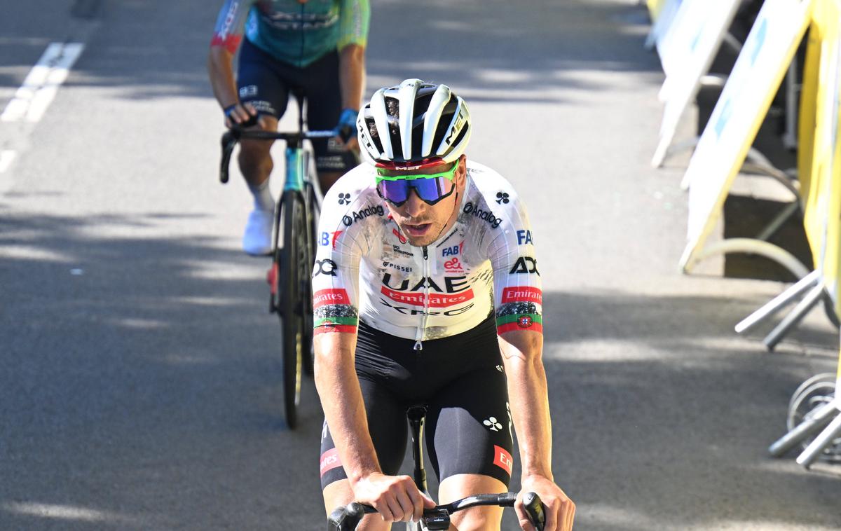 Joao Almeida | Joao Almeida čuti posledice padca v sedmi etapi. | Foto Guliverimage
