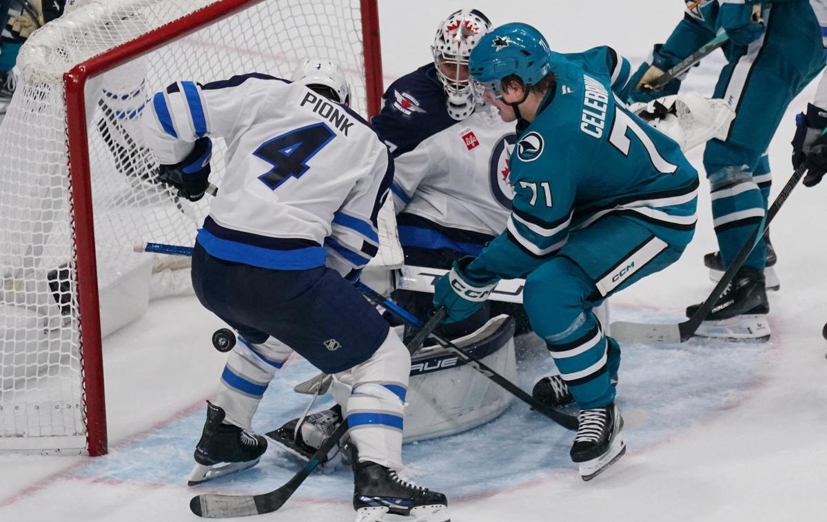 San Jose Sharks, Macklin Celebrini | San Jose Sharks pričakujejo Utah Mammoth. | Foto Reuters