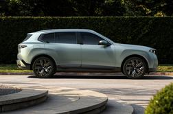BMW X5 po meri Kitajske: več prostora in 31-palčni zaslon za potnike zadaj