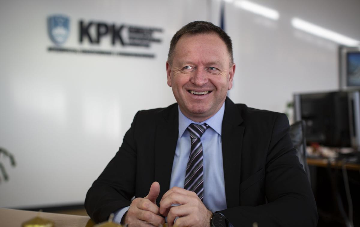 Robert Šumi, KPK. | Na komisiji so potrdili, da se je na razpis prijavil tudi aktualni predsednik Robert Šumi. | Foto Bojan Puhek