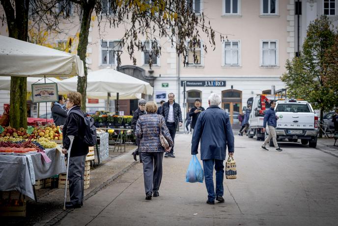 Začela veljati spodbuda za zaposlitev starejših brezposelnih