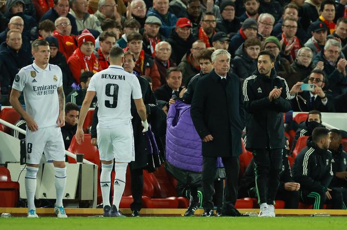Carlo Ancelotti v tej sezoni brani evropski in španski naslov, letos pa je že postal svetovni klubski prvak. | Foto: Reuters