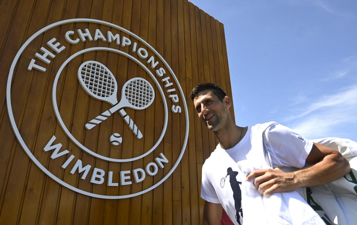 Wimbledon Kyrgios Đoković | Novak Đoković bo v nedeljo popoldne igral za svoj 21. grand slam. | Foto Reuters