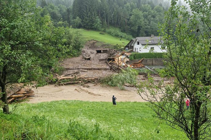 Črna na Koroškem, neurje | Kot je razvidno iz objav na družbenih omrežjih, so nekatere ceste na območju zaradi posledic neurja neprevozne. | Foto Gasilci Črna na Koroškem