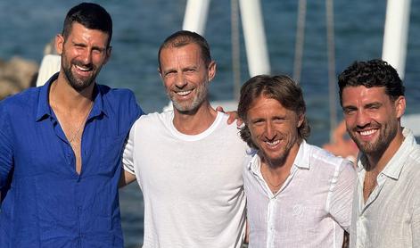 Športni vrh pri Korčuli: Čeferin v družbi Đokovića, Modrića in Kovačića
