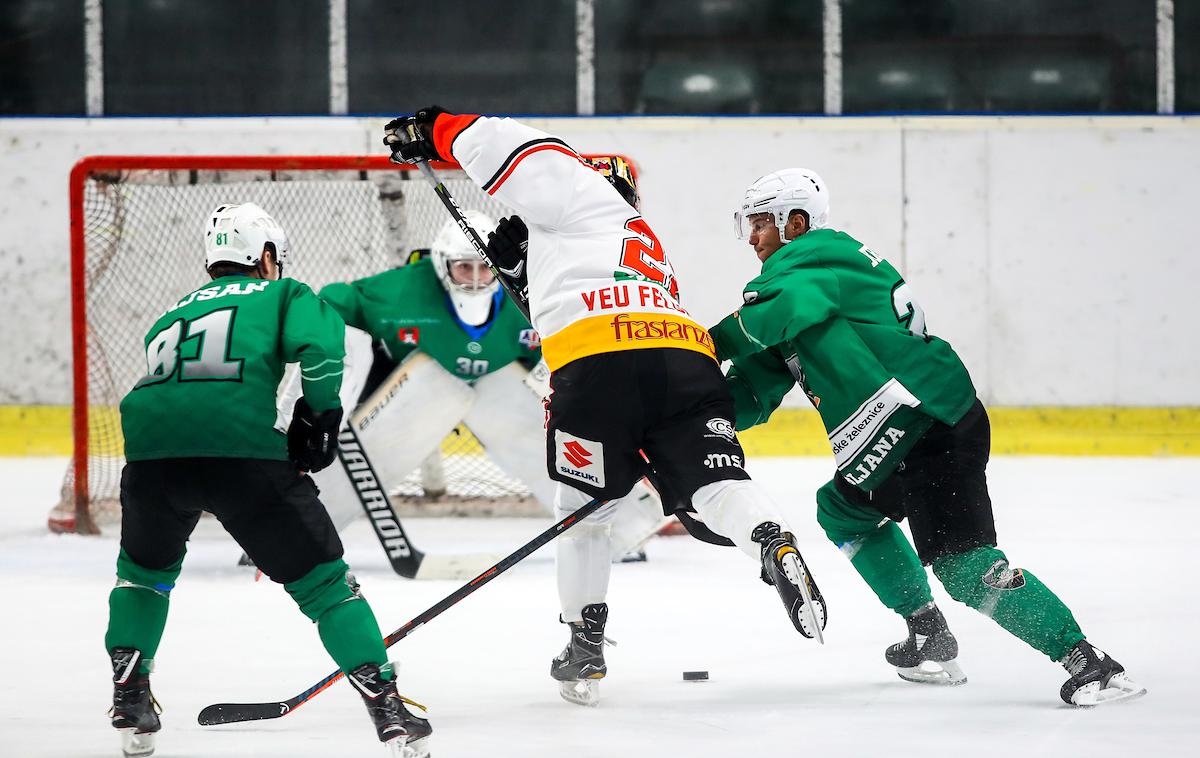 HK Olimpija | Olimpija je s 7:3 ugnala zadnje moštvo na lestvici Fasso in zmagoviti niz podaljšala na 11 tekem. Žiga Pešut ostaja zmaj do konca sezone. | Foto Morgan Kristan / Sportida