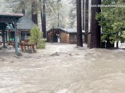 Razglasili izredne razmere: v neurjih v Kaliforniji trije mrtvi