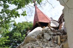 Zrušila se je cerkev sv. Jakoba, poškodovana po lanskem potresu #foto #video