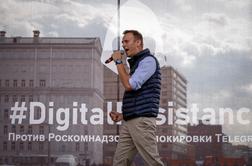 Na protestih proti Putinu množične aretacije, prijeli tudi Navalnega