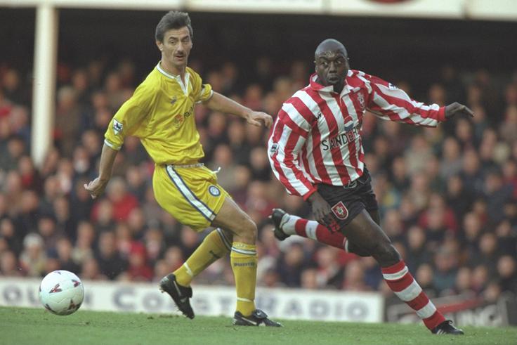 Prizor s tekme med Southamptonom in Leeds Unitedom, ki je bila odigrana 23. novembra 1996. | Foto: Getty Images