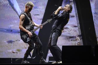 Depeche Mode napovedali koncertni film M