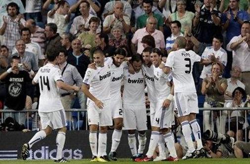 Real v pričakovanju rekordnih prihodkov