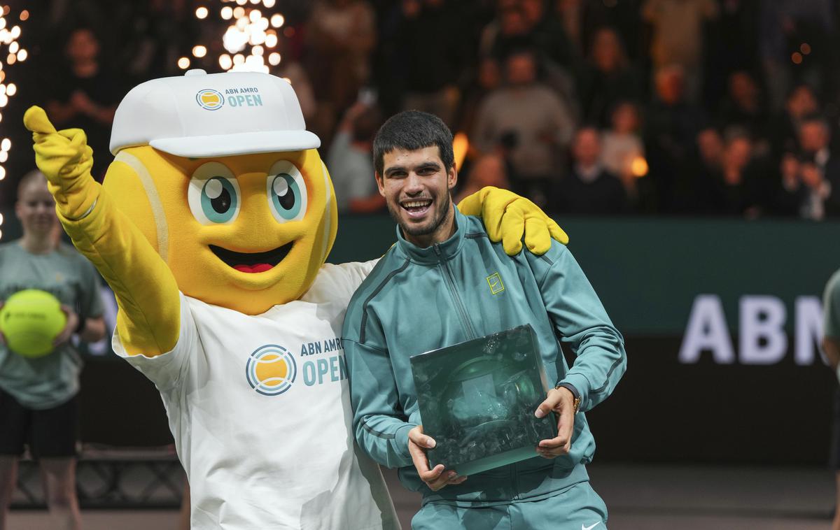 Carlos Alcaraz | Carlos Alcaraz je prvič osvojil turnir v dvorani. | Foto Reuters