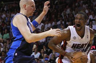 Kaman se vrača v Los Angeles
