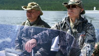 Putin se je pri ribolovu izmuznil sankcijam