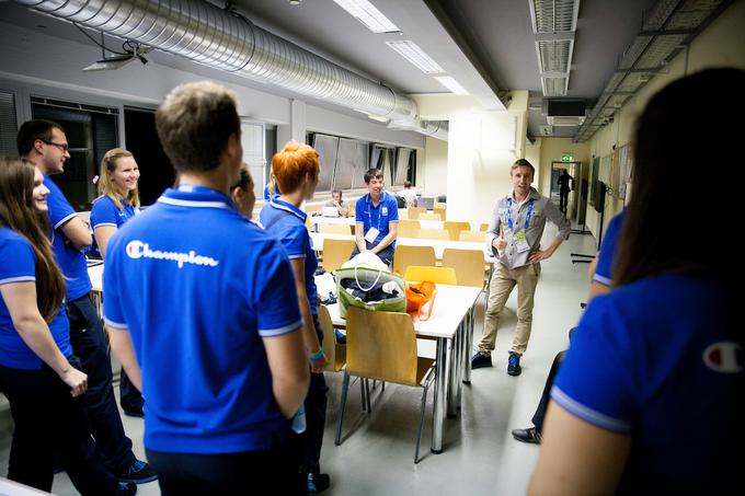 Na projektu svetovno prvenstvo v Ljubljani dela okrog 400 ljudi, od tega okoli sto prostovoljcev. | Foto: Vid Ponikvar