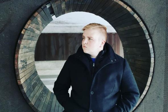 Gorenjski igričar, ki osvaja družbena omrežja