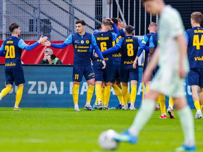 Celjani po zmagi nad Olimpijo še korak bližje naslovu, Bravo prehitel zmaje