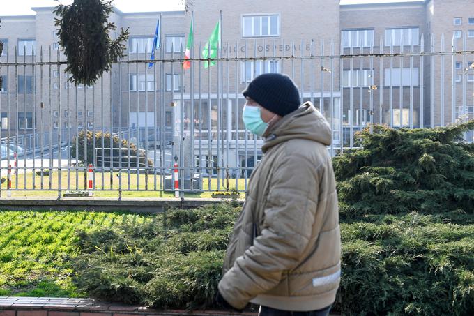V sosednji Italiji beležijo 124 registriranih okuženih državljanov. | Foto: Reuters