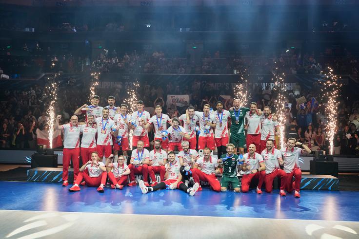 Poljska odbojkarska reprezentanca se na SP veseli brona. | Foto: Guliverimage