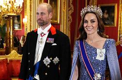 Znan je letni dohodek princa in princese