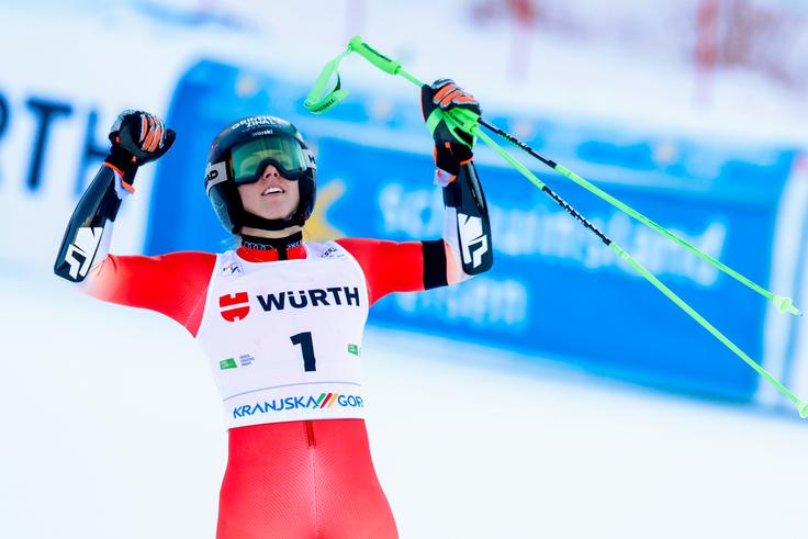 Veleslalom je dobila Camille Rast. | Foto: Aleš Fevžer