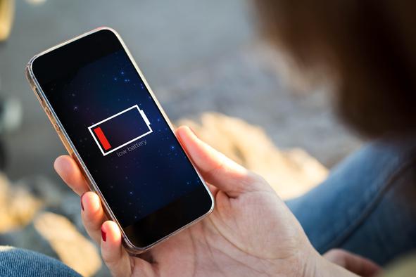 Google potrdil sume mnogih: Instagram je nenadoma kar požiral telefonsko baterijo