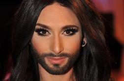 Na Evroviziji tudi bizarna pevka z brado (foto in video)