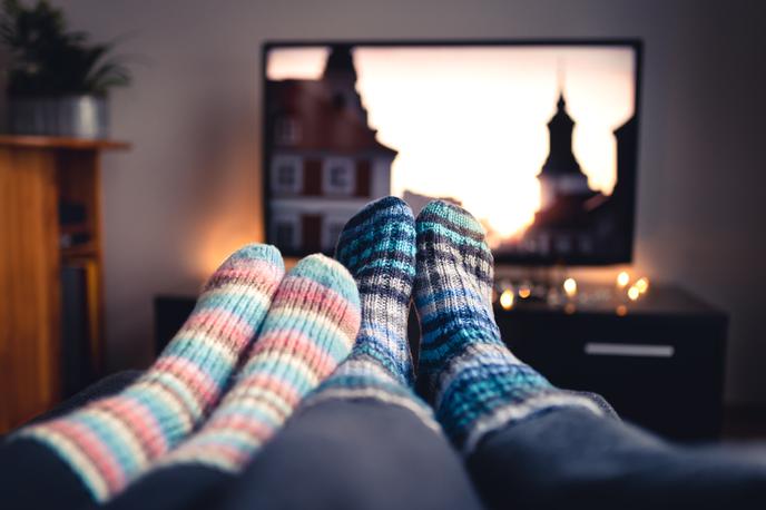 televizija gledanje TV serija film dokumentarni film | Foto Shutterstock