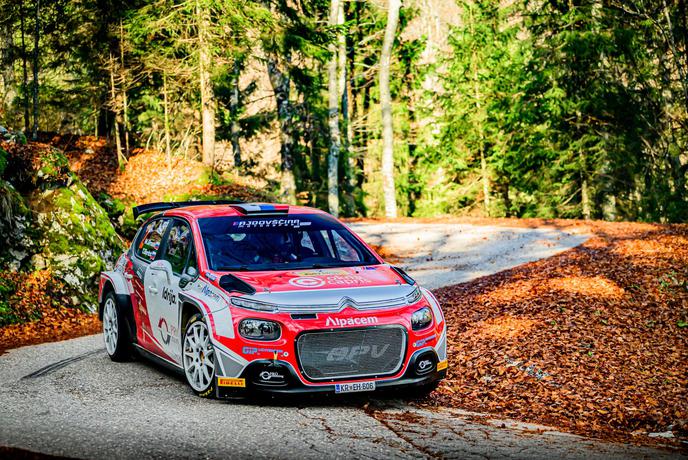 Zaključek relija v Idriji: Grossi ubranil zmago, znani tudi vsi prvaki #foto