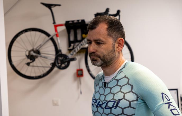 Pri 40 letih zamenjal šport in se ga kljub redni službi lotil kot profesionalec